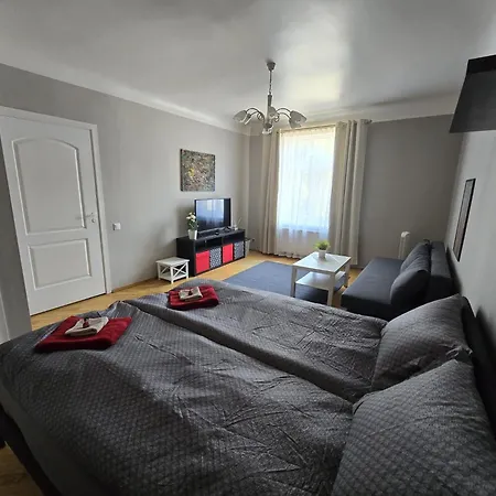 Cultural Center, Up To 4ppl, Self Check-in Apartment Riga